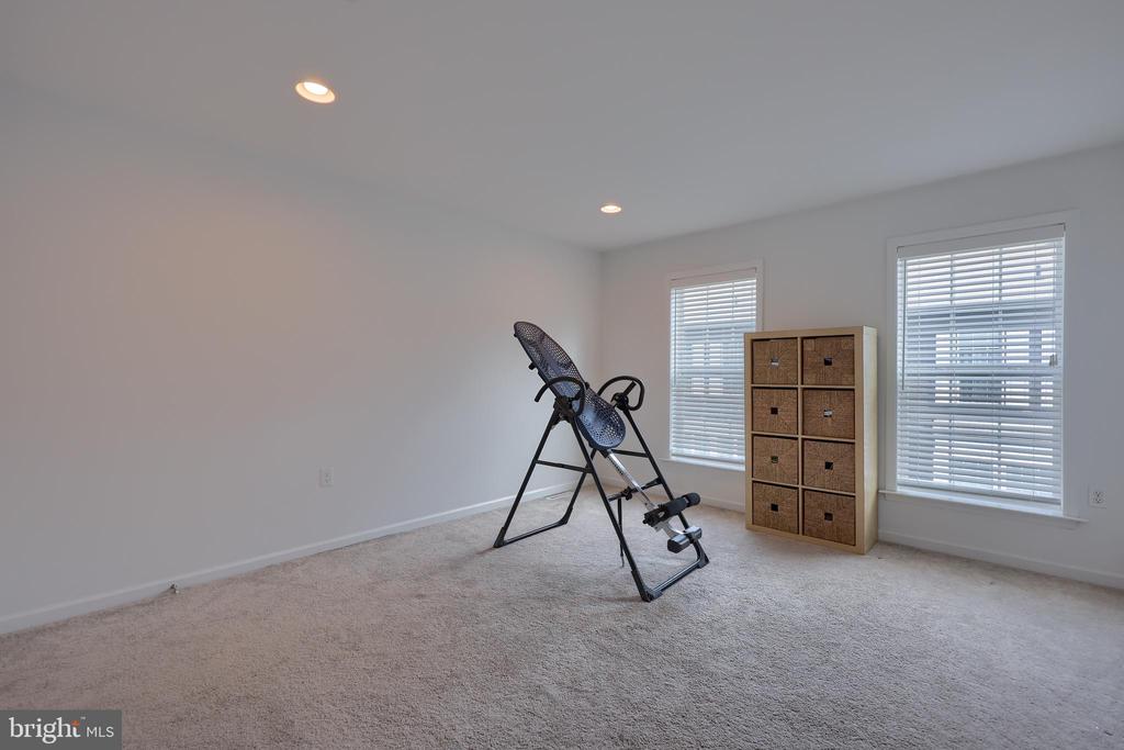 716 MAYER PLACE