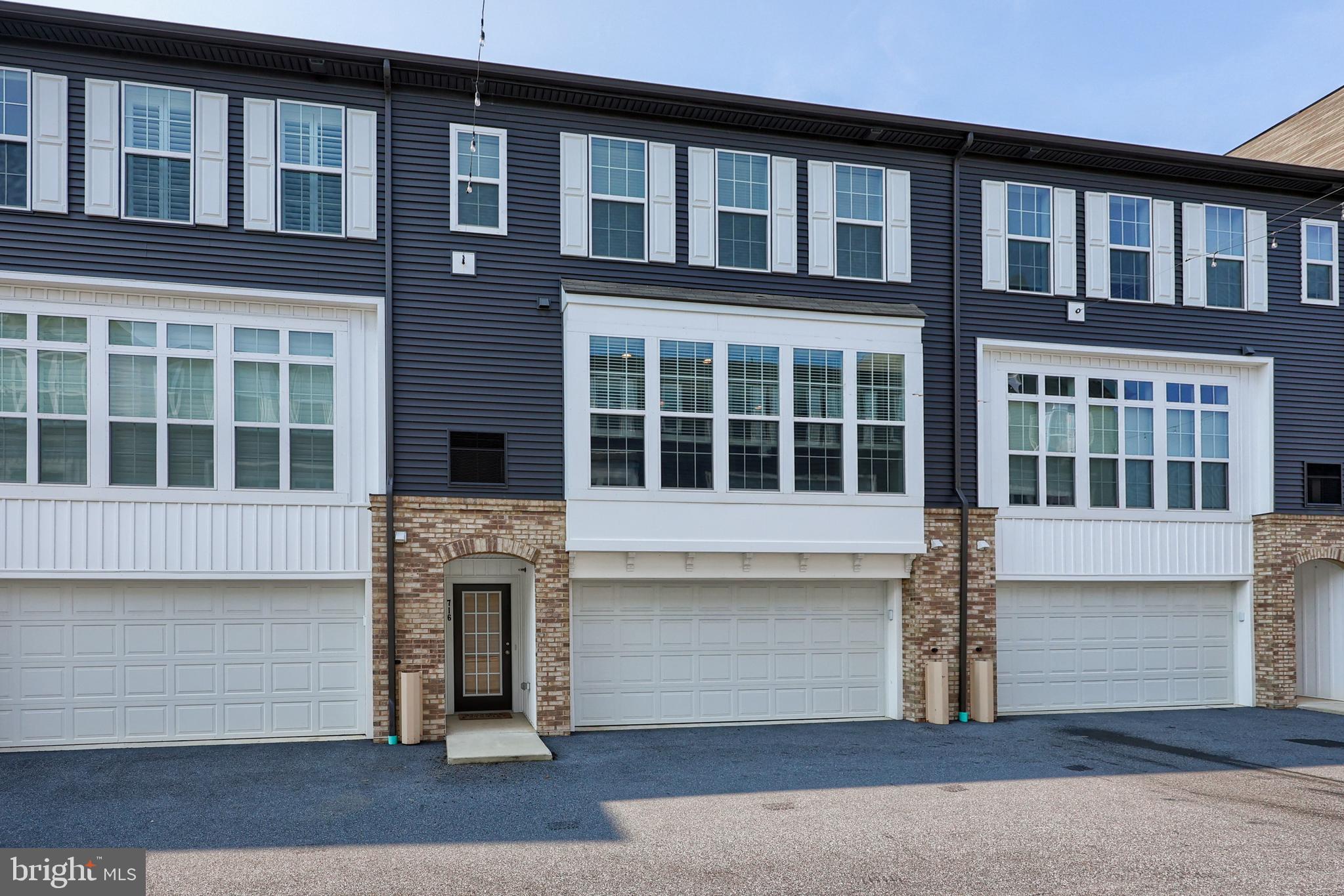 716 MAYER PLACE