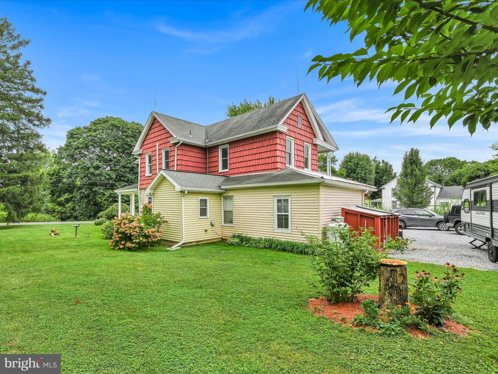 300 HILLDALE ROAD