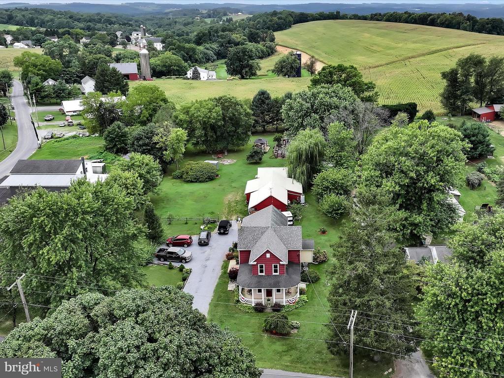 300 HILLDALE ROAD