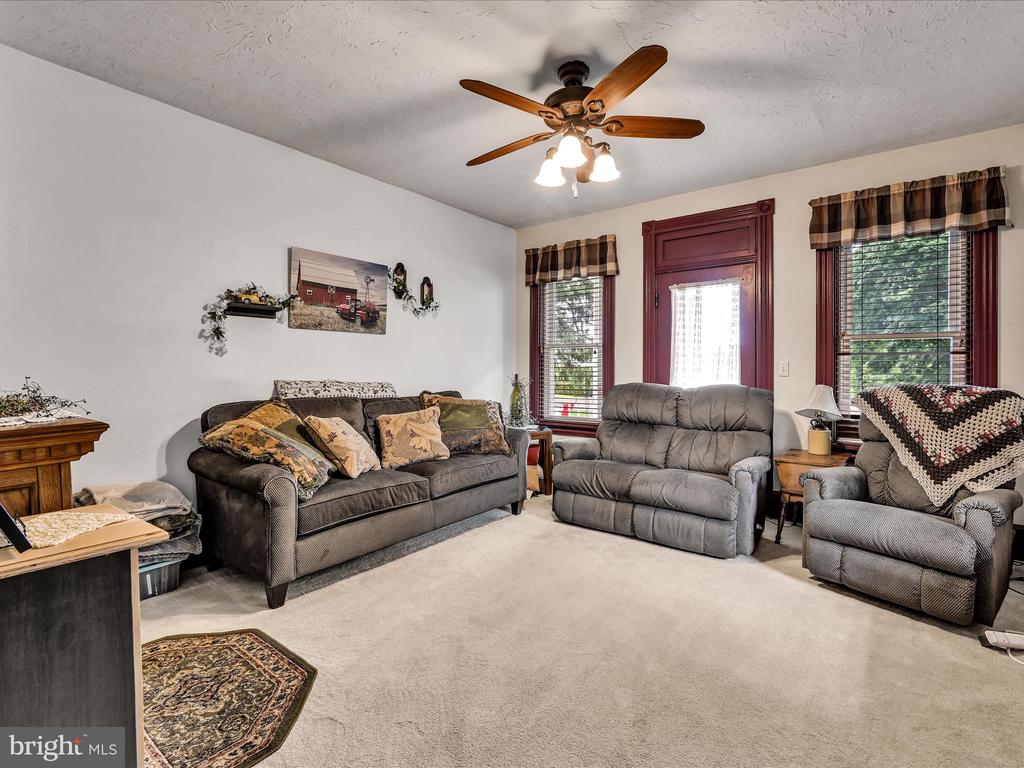 300 HILLDALE ROAD