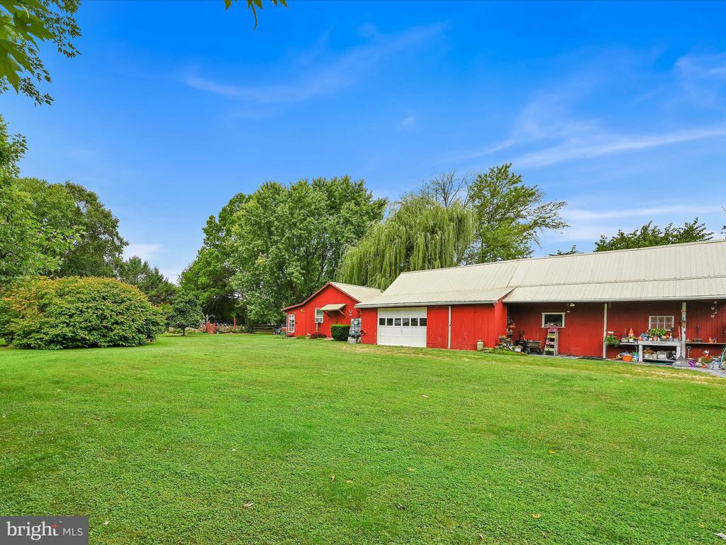 300 HILLDALE ROAD