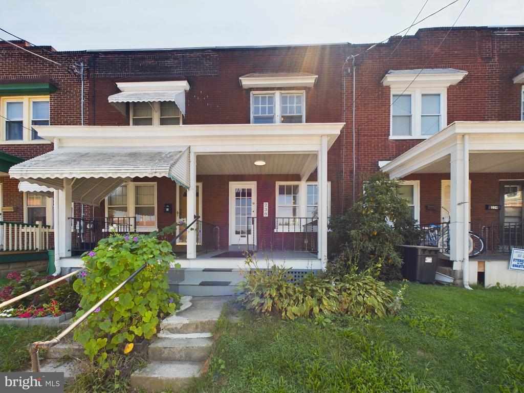 238 E LIBERTY STREET