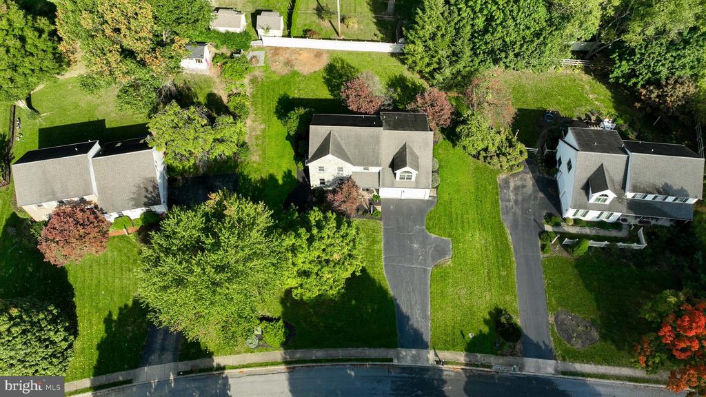 1719 CROSSFIELD DRIVE