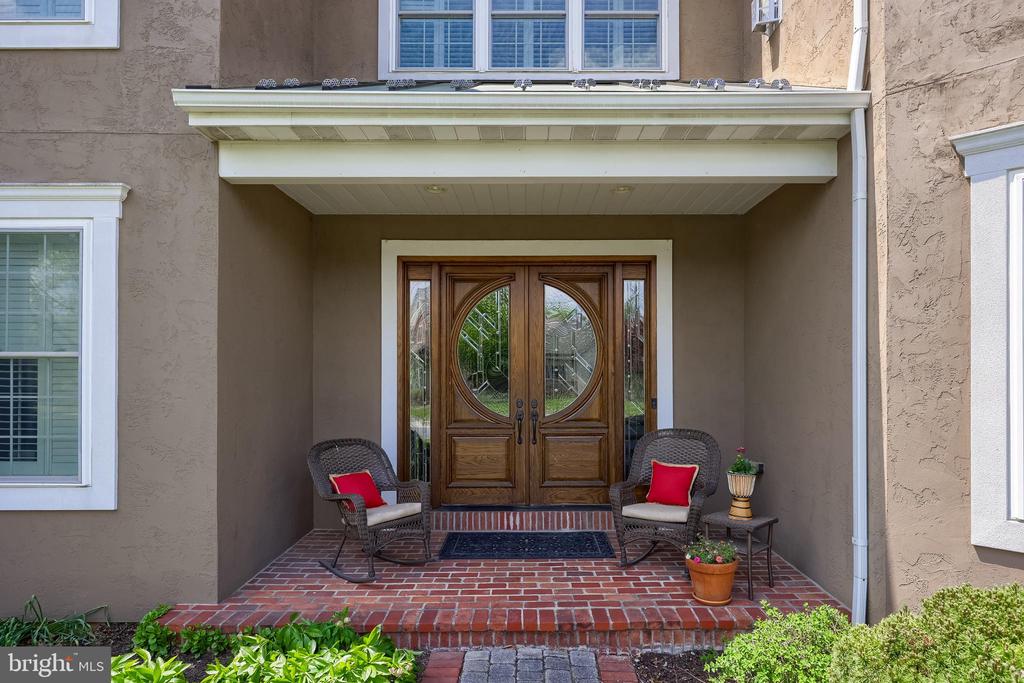 389 WHEATFIELD DRIVE