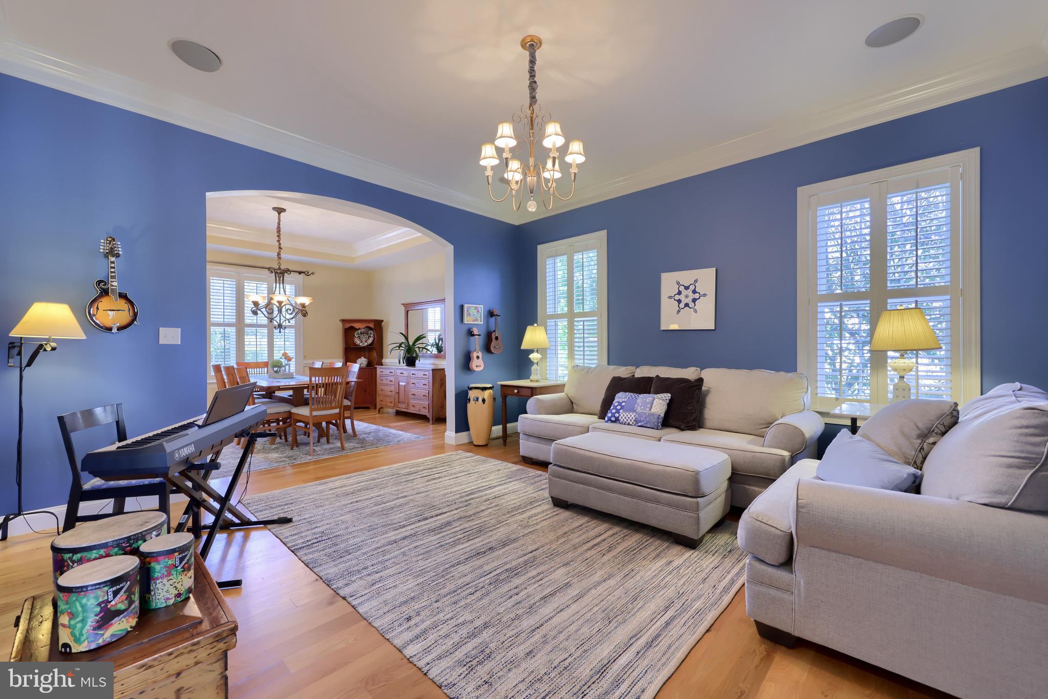 389 WHEATFIELD DRIVE
