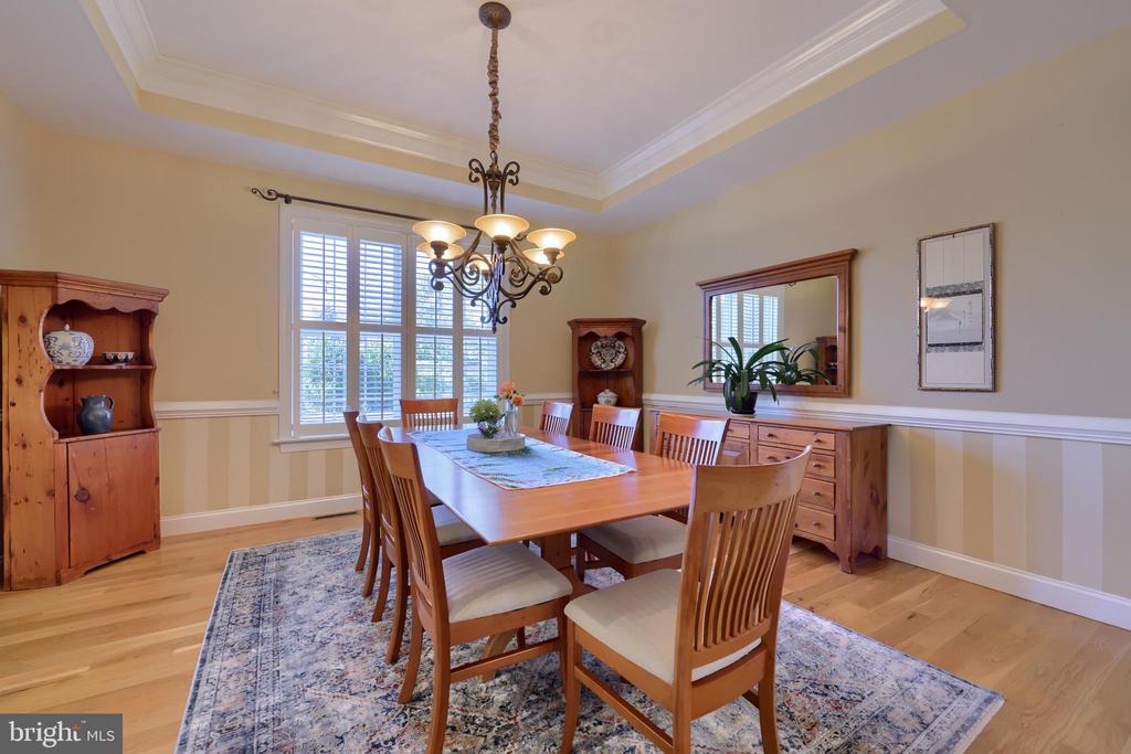389 WHEATFIELD DRIVE