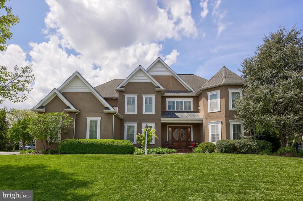 389 WHEATFIELD DRIVE