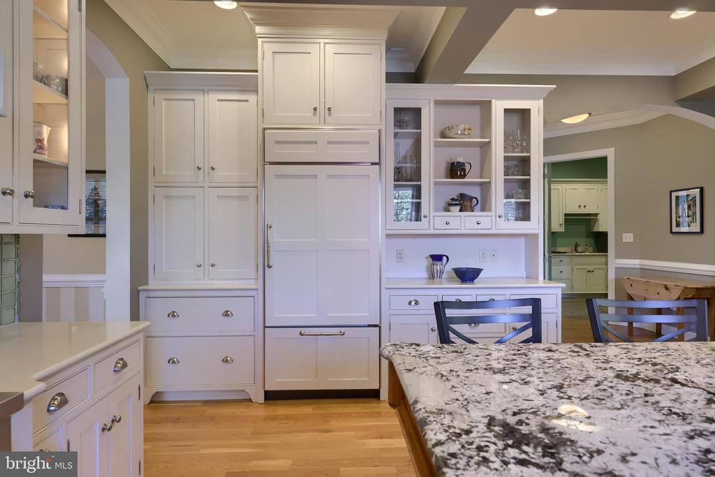389 WHEATFIELD DRIVE