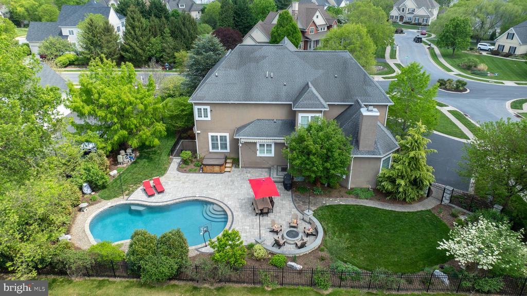 389 WHEATFIELD DRIVE
