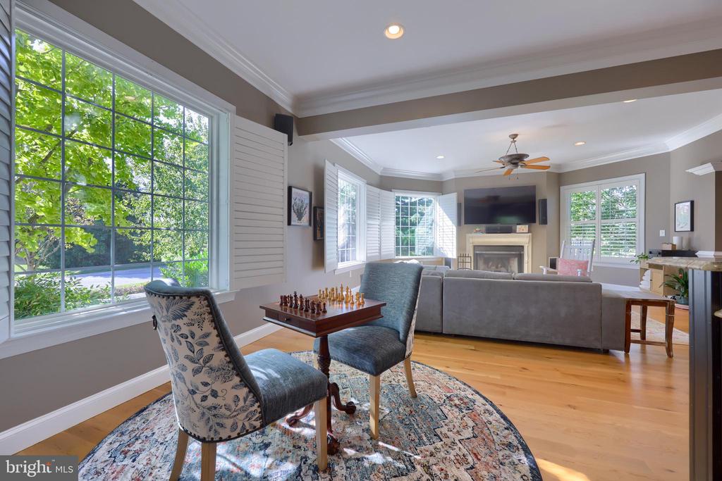 389 WHEATFIELD DRIVE
