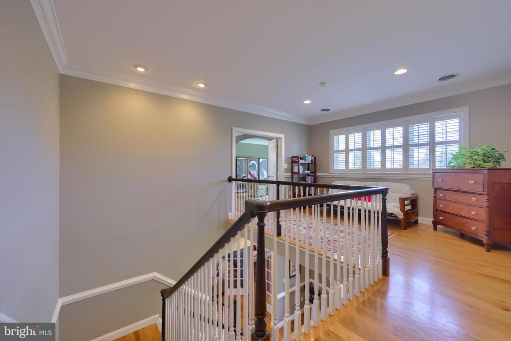 389 WHEATFIELD DRIVE