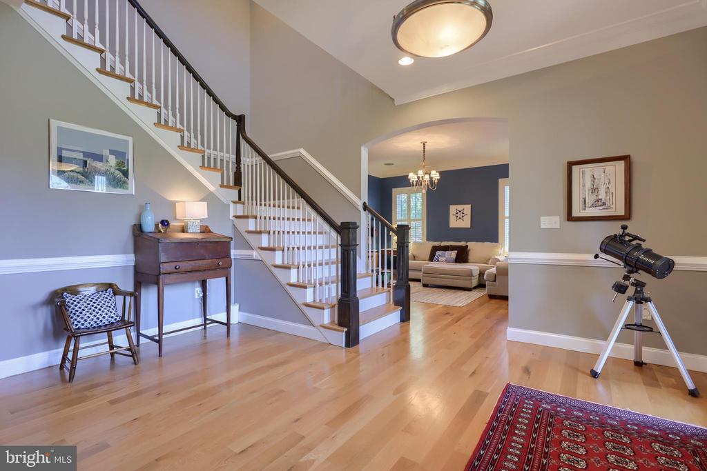 389 WHEATFIELD DRIVE