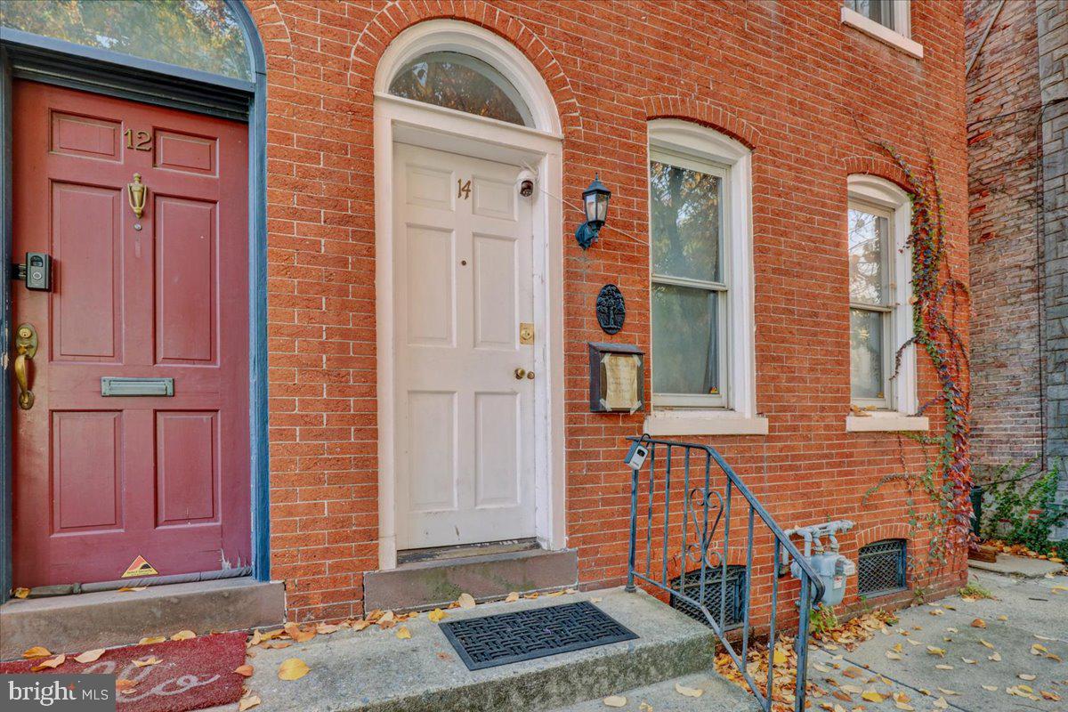 14 CAROLINE STREET