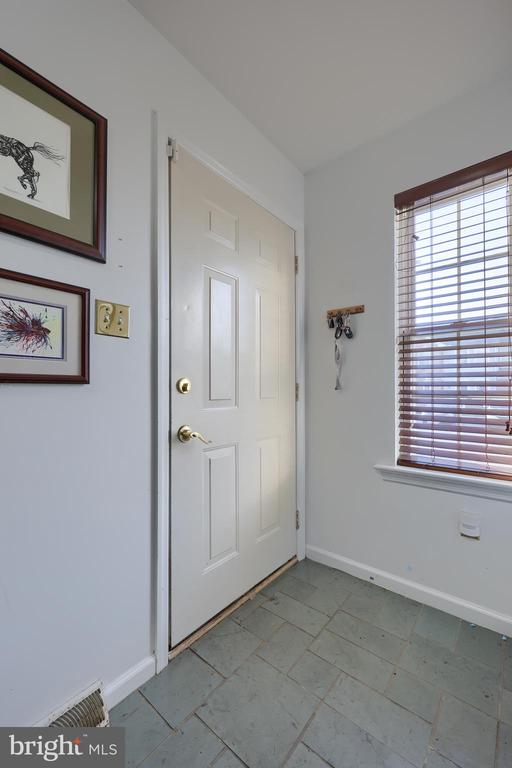 4032 BRADFORD CIRCLE 33