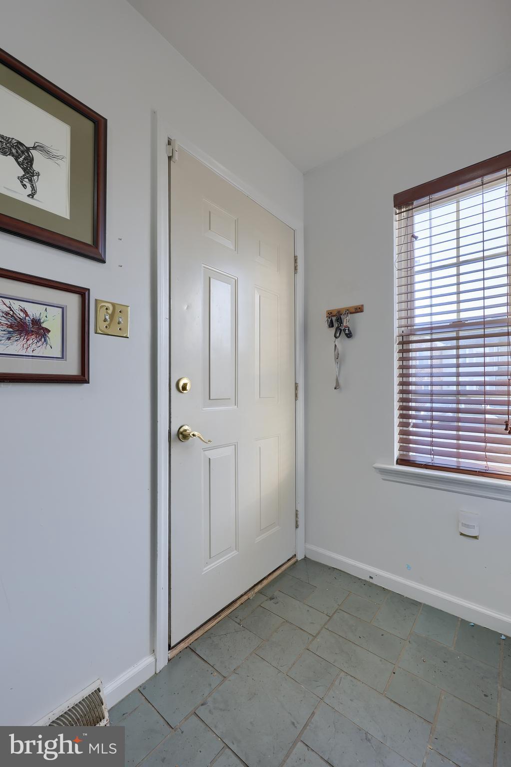 4032 BRADFORD CIRCLE 33