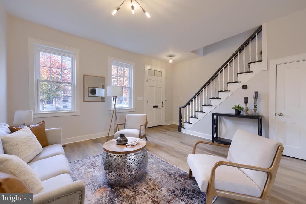 29 N PLUM STREET