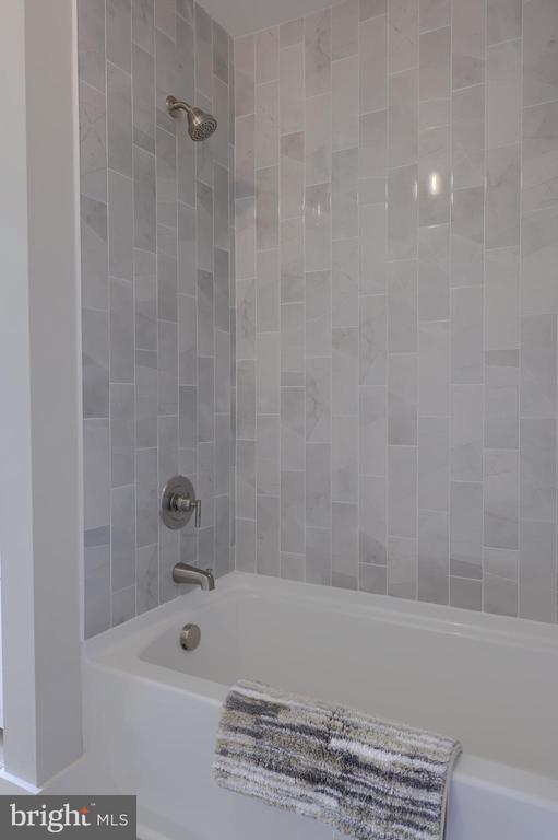 29 N PLUM STREET