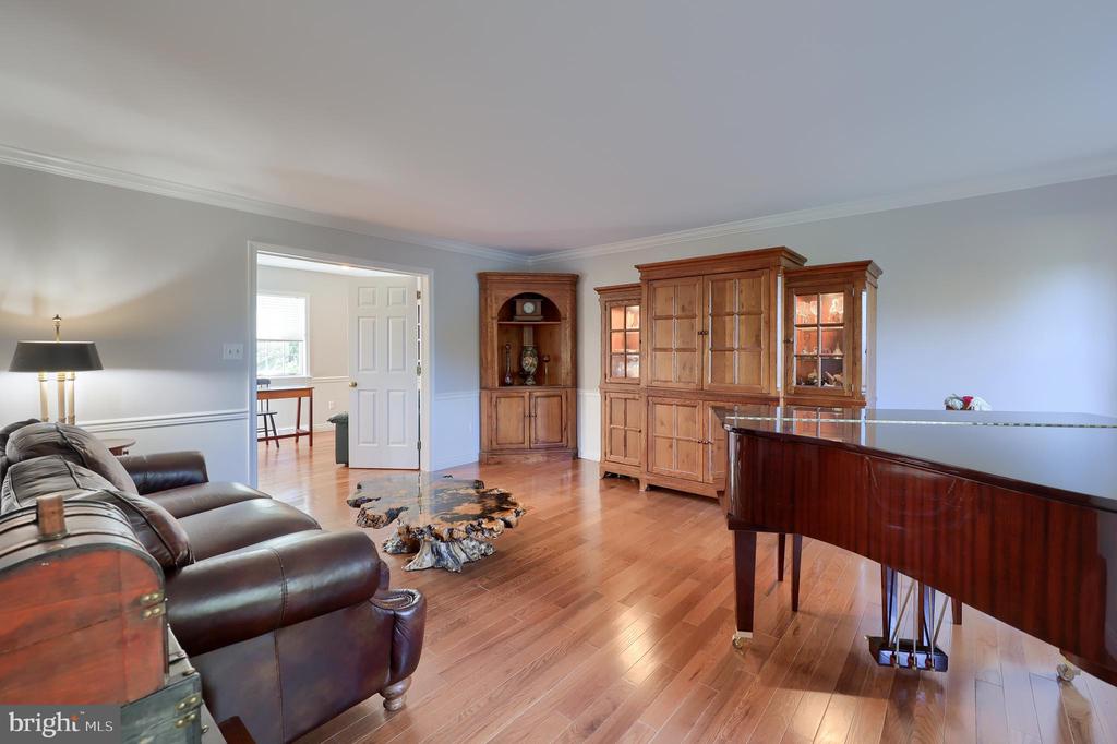 561 RANDOLPH DRIVE
