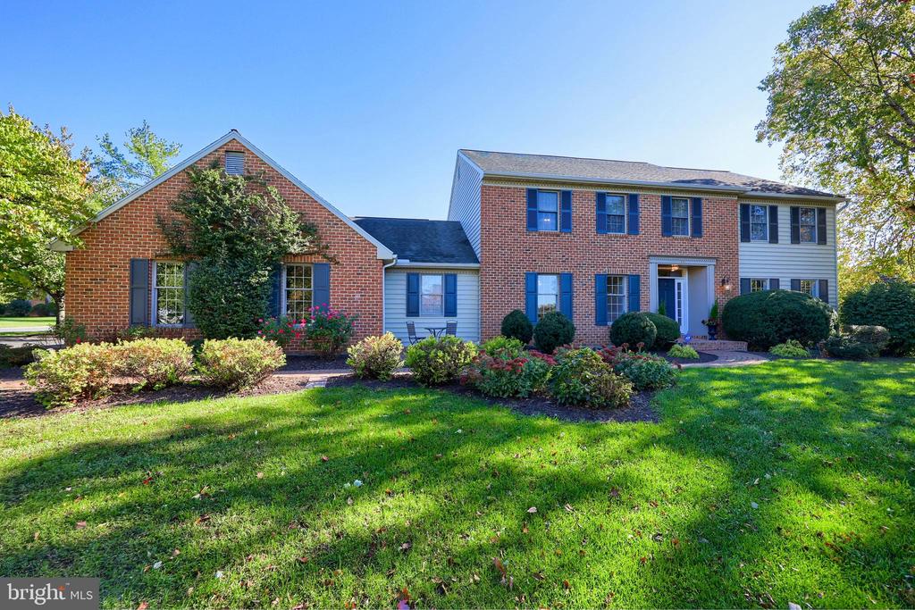 561 RANDOLPH DRIVE