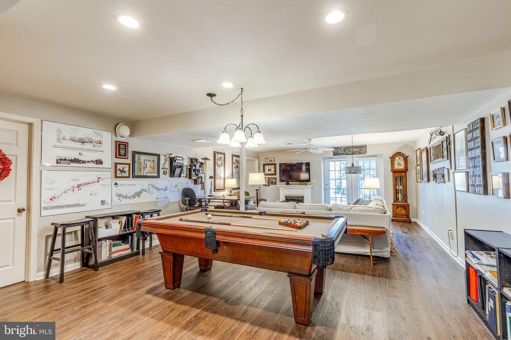 124 FIELDCREST LANE