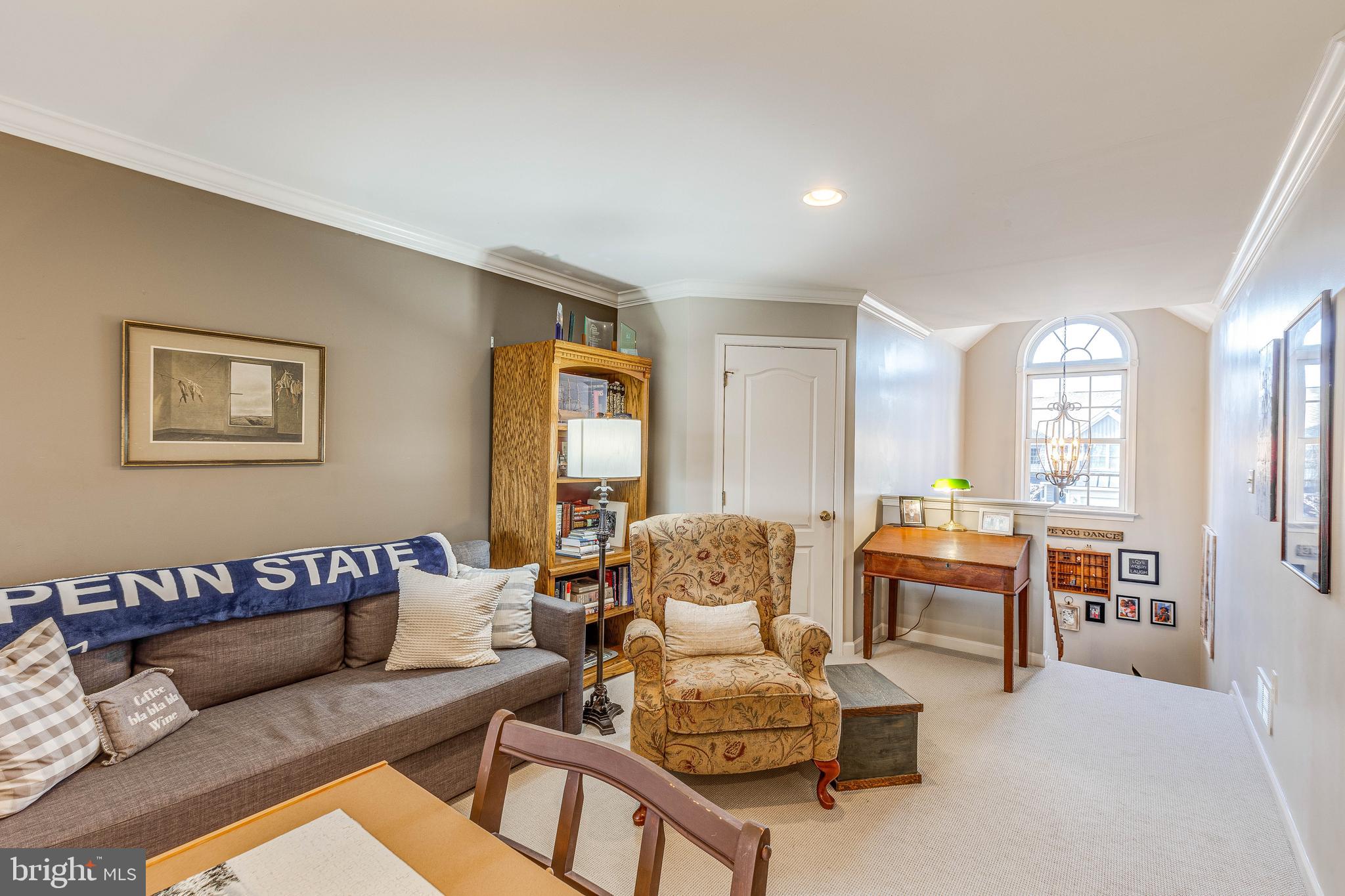 124 FIELDCREST LANE