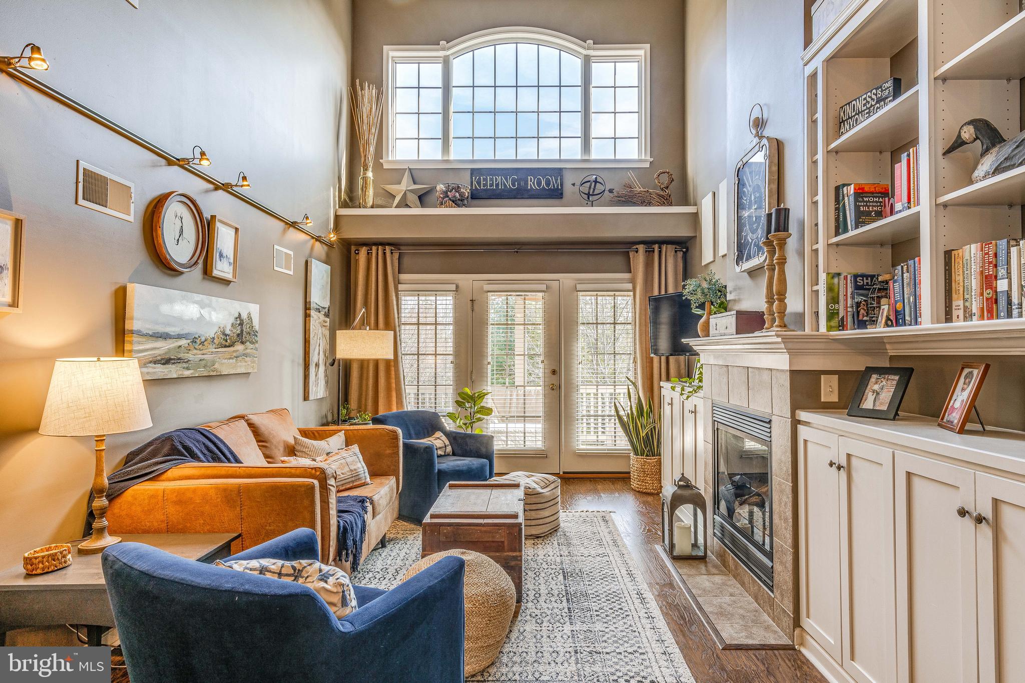 124 FIELDCREST LANE