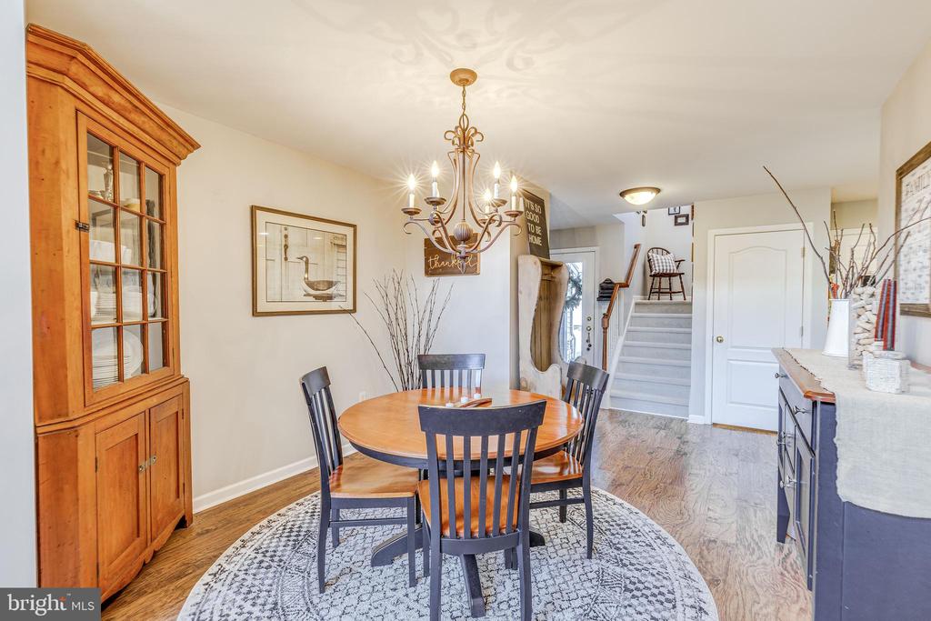 124 FIELDCREST LANE