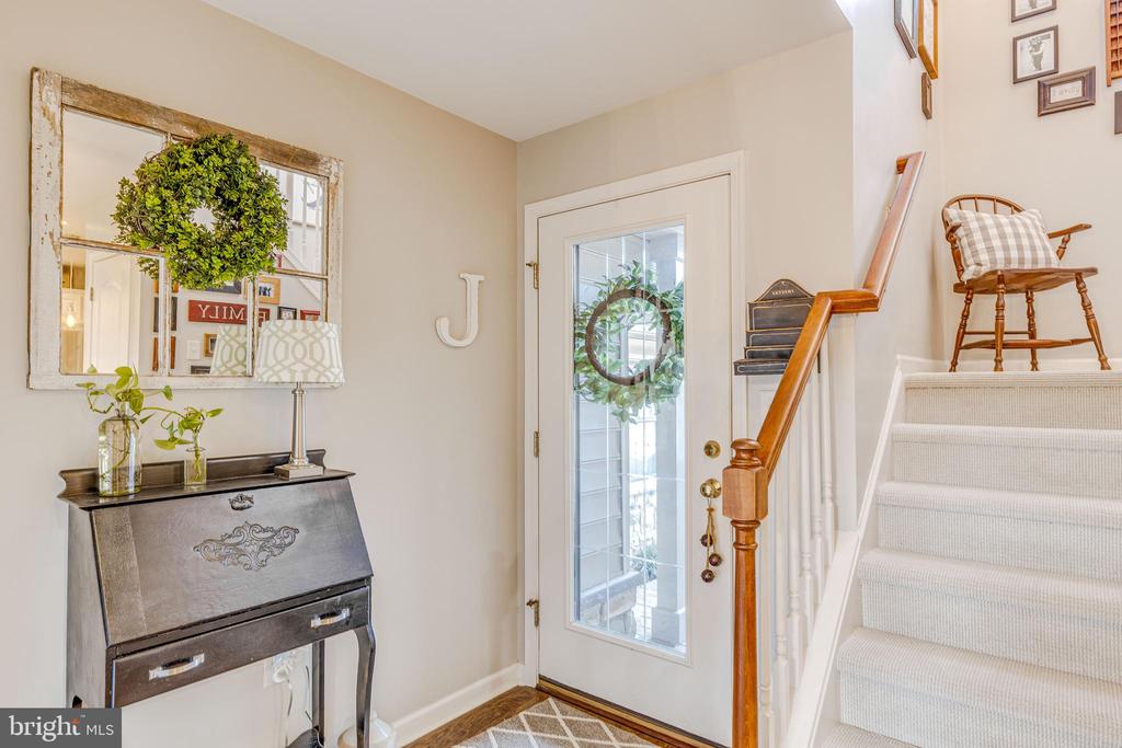 124 FIELDCREST LANE