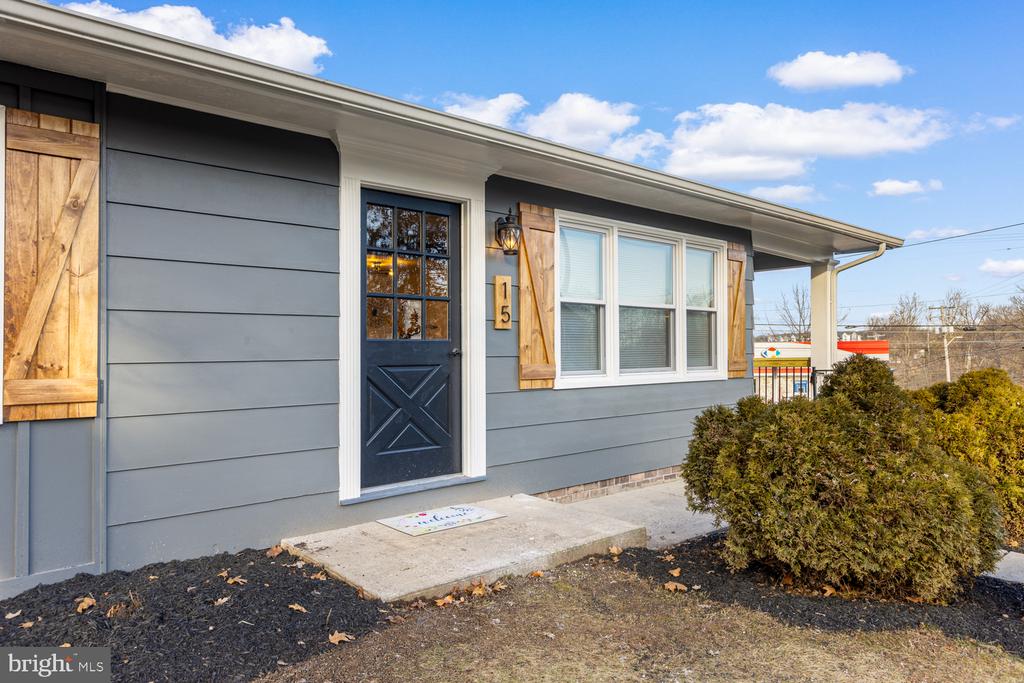 15 SYCAMORE ROAD