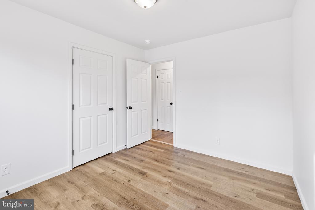 15 SYCAMORE ROAD