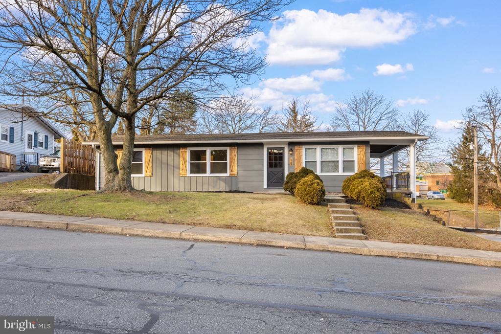 15 SYCAMORE ROAD