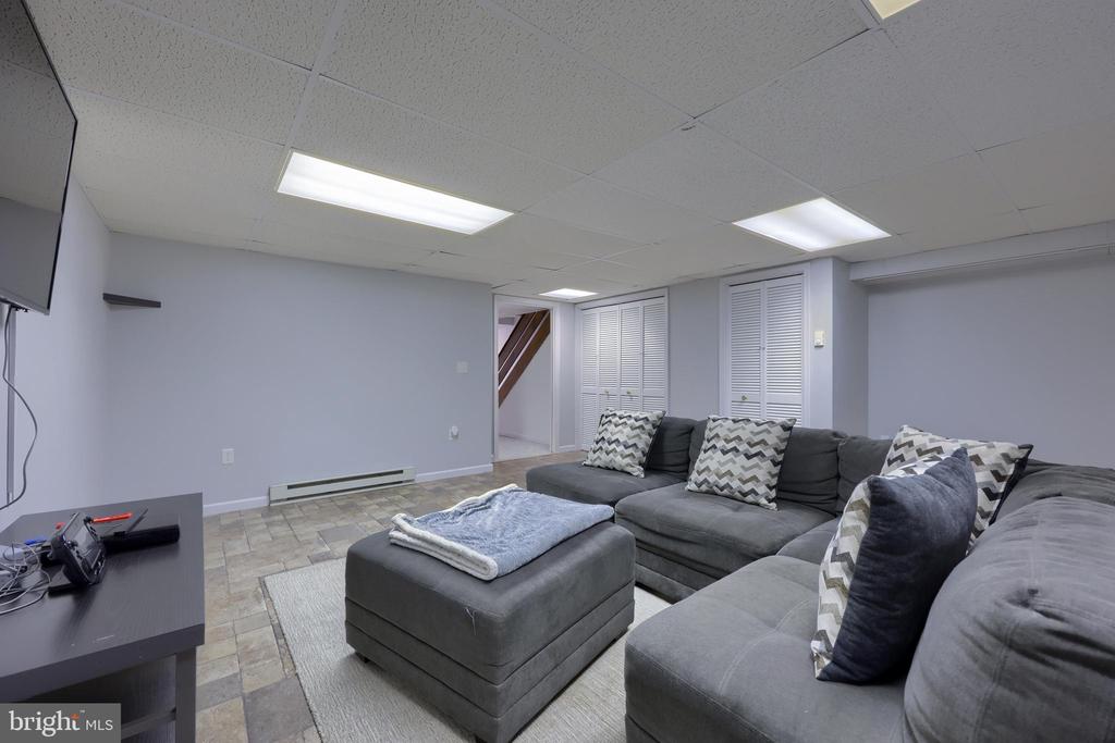 115 PEPPERTON COURT