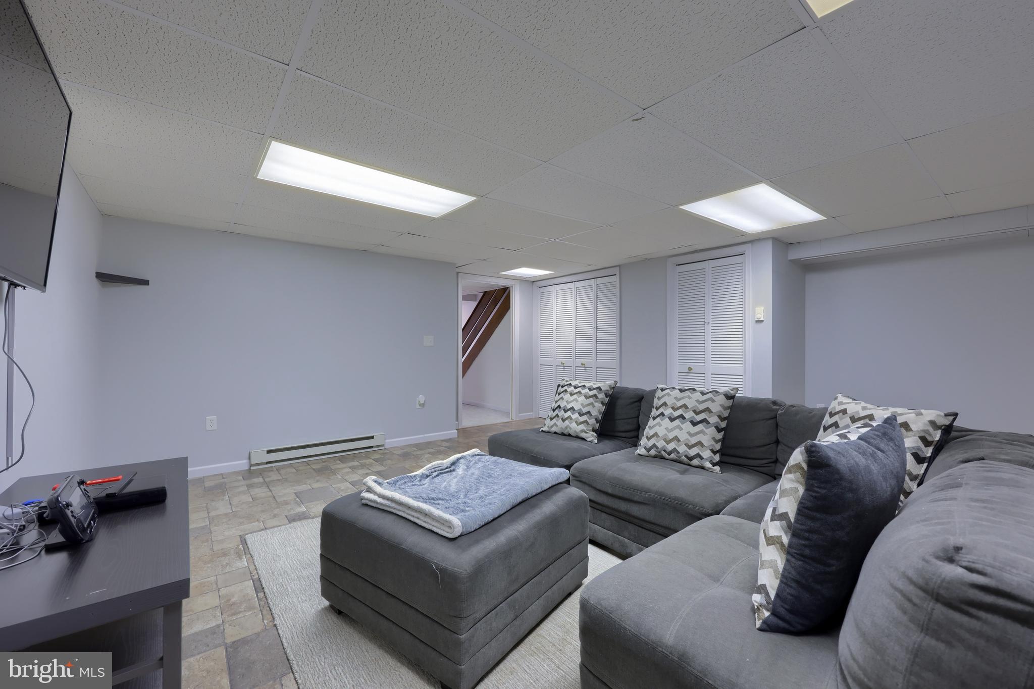 115 PEPPERTON COURT