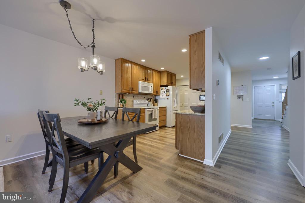 115 PEPPERTON COURT