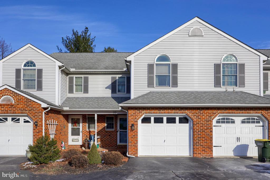 115 PEPPERTON COURT
