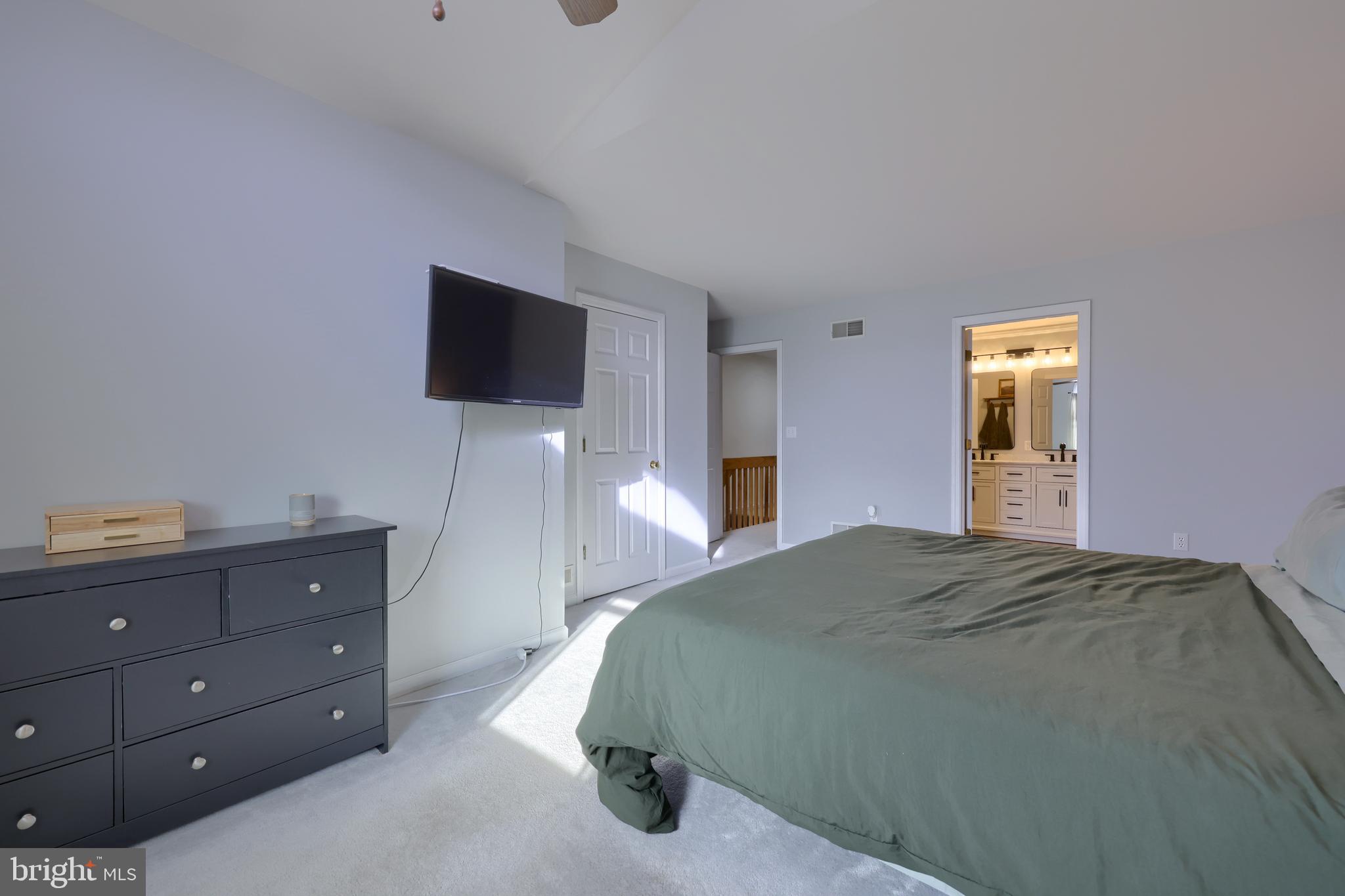 115 PEPPERTON COURT