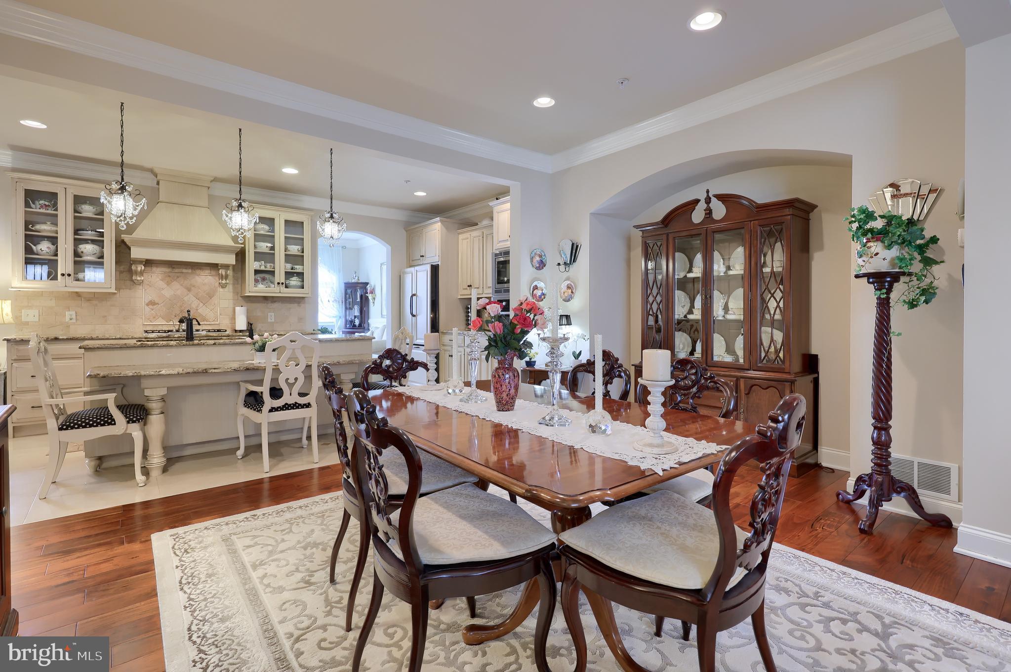 2589 CAMAS LANE