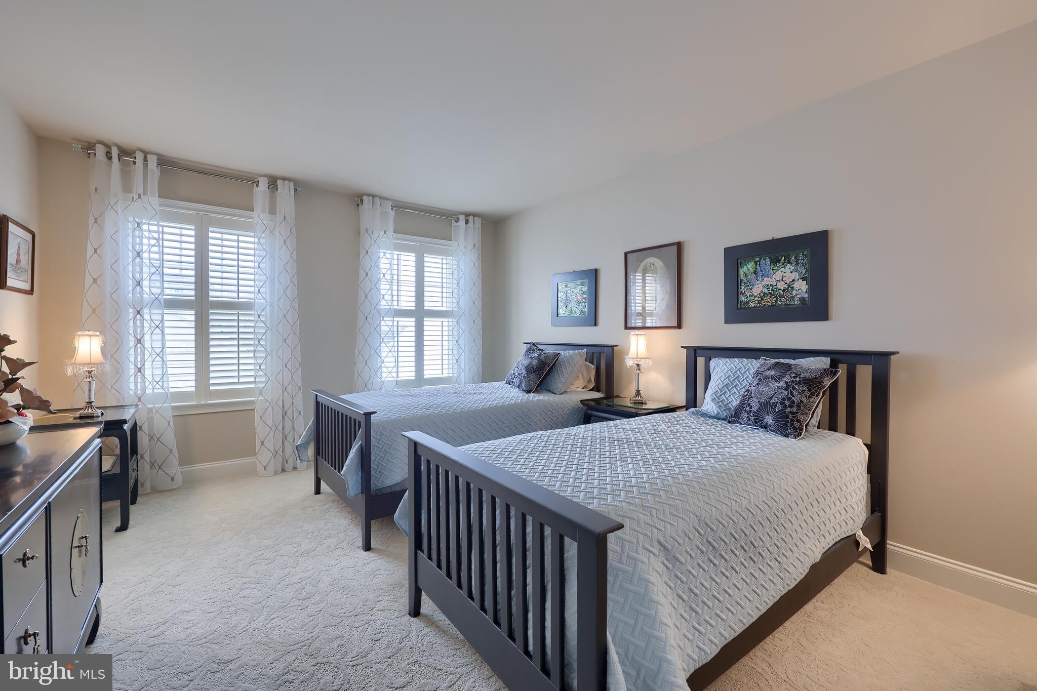 2589 CAMAS LANE