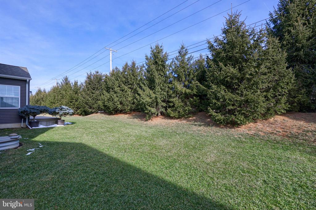 640 WARMINSTER LANE