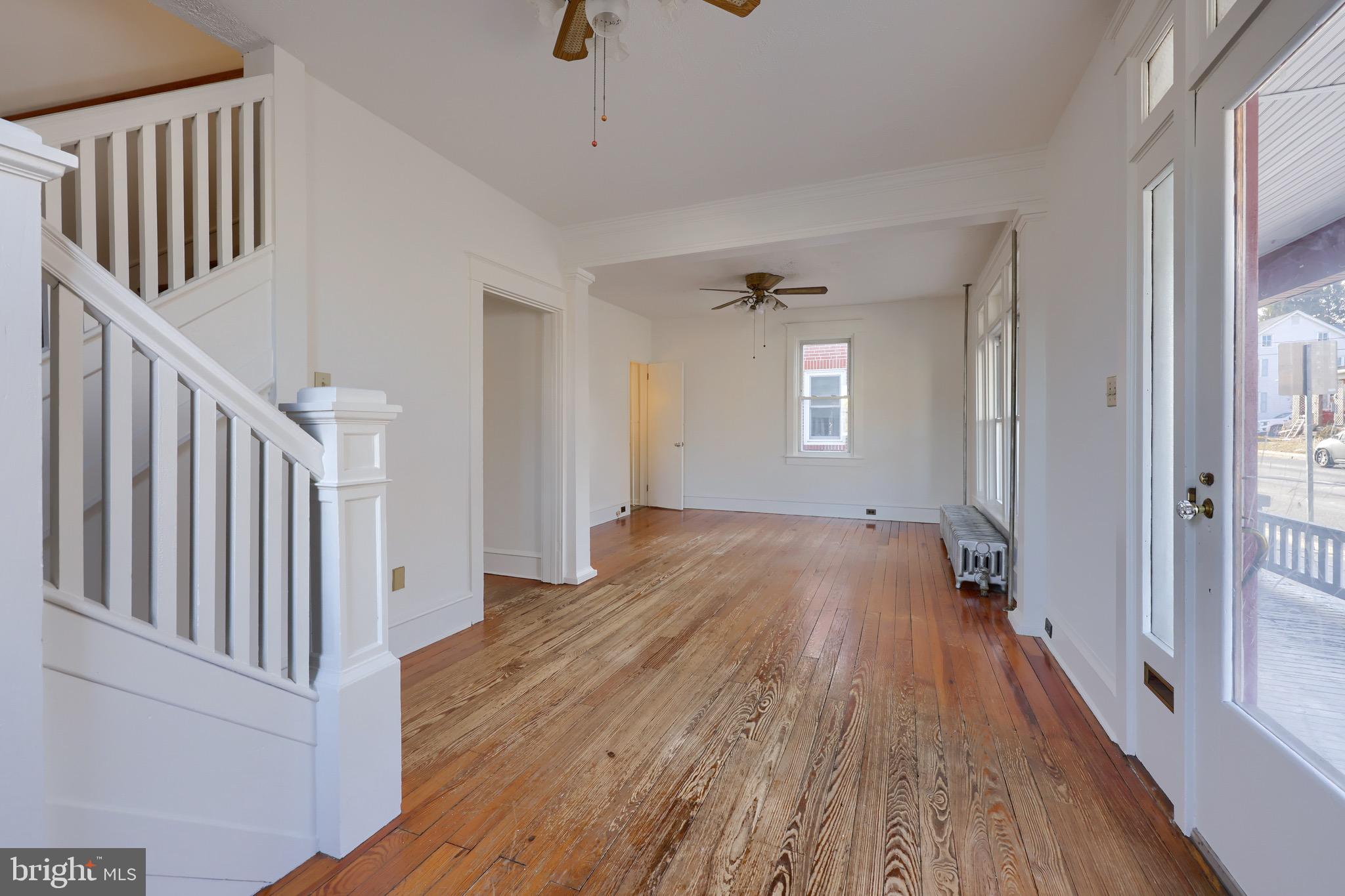 115 W FULTON STREET