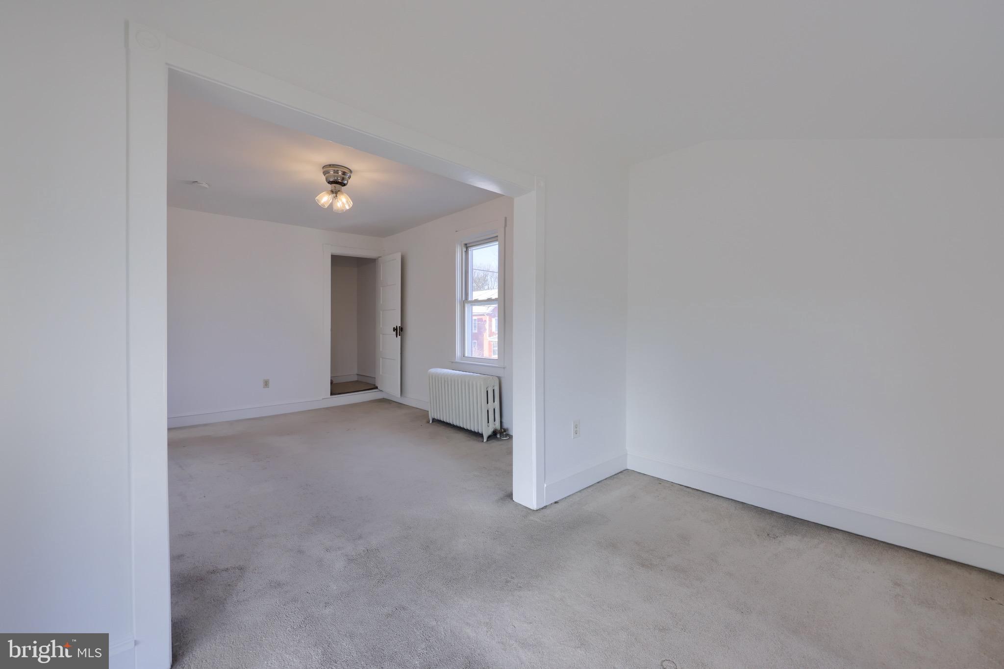115 W FULTON STREET