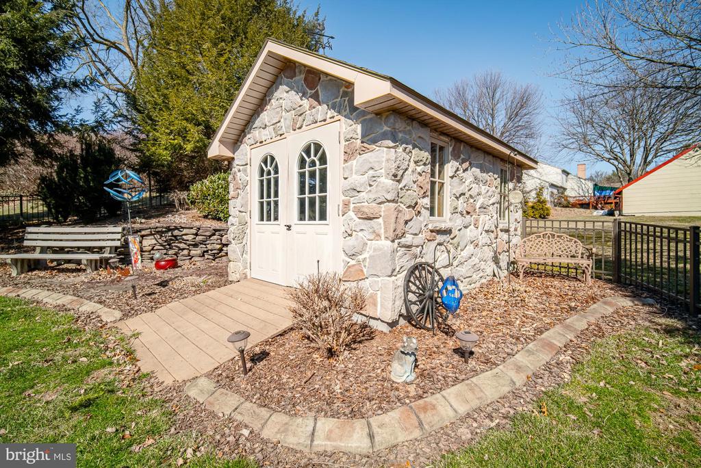 3601 WILDFLOWER LANE