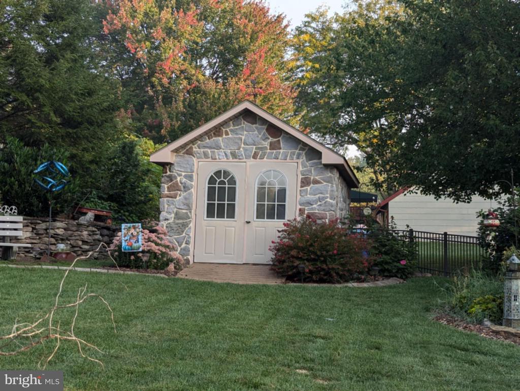 3601 WILDFLOWER LANE