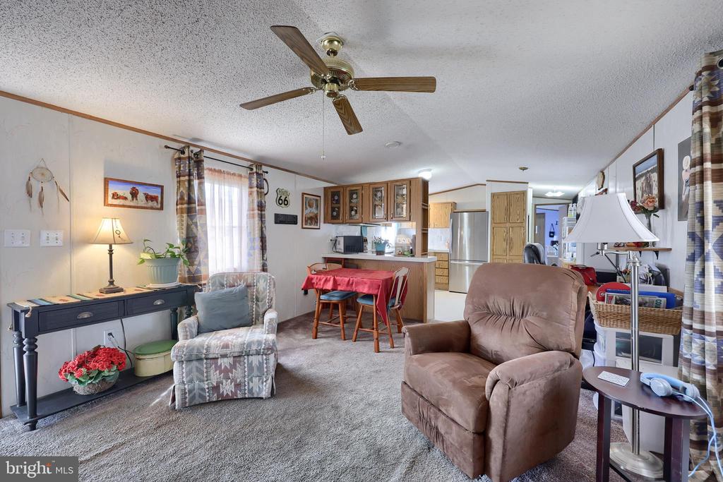 7 DOUGLASS LANE