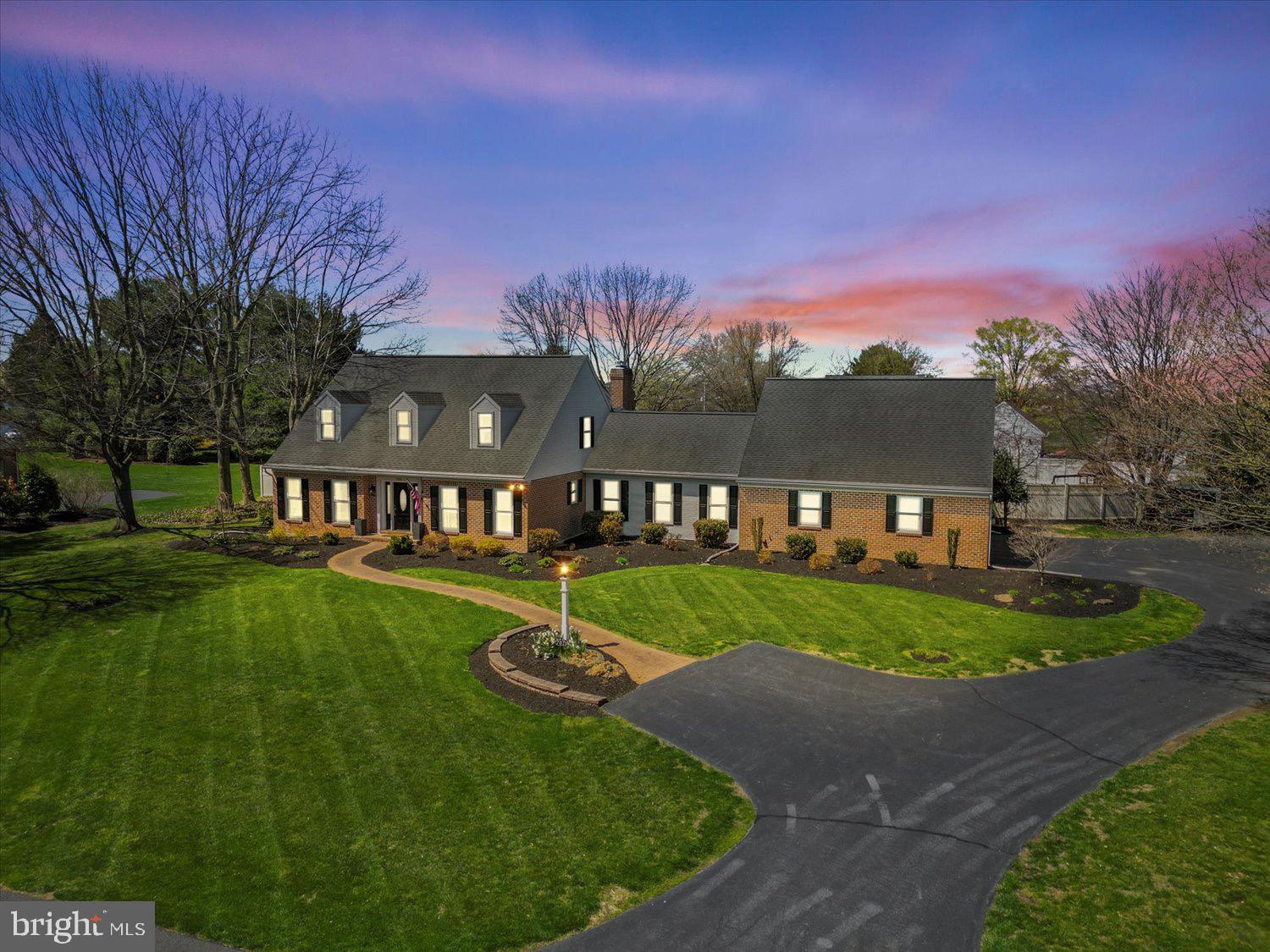 702 BUCKWOOD LANE