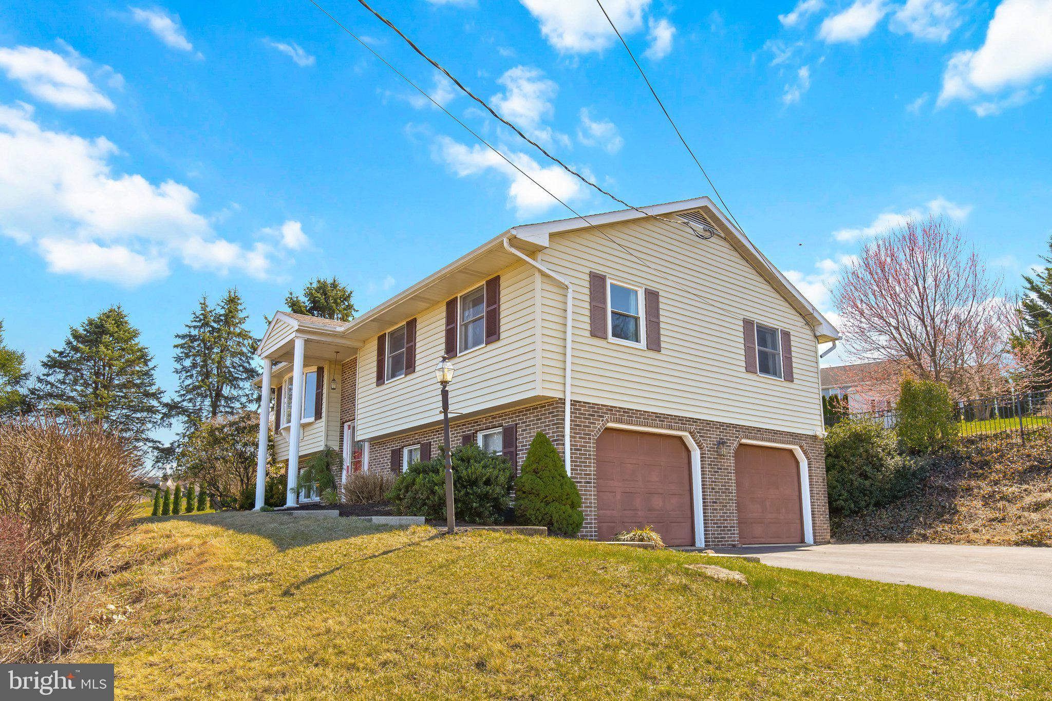 610 W CHURCH ROAD