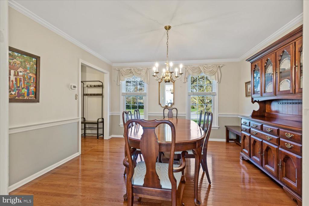 442 WETHERBURN DRIVE