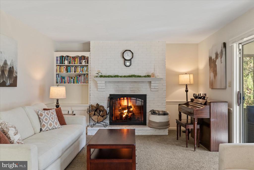 442 WETHERBURN DRIVE