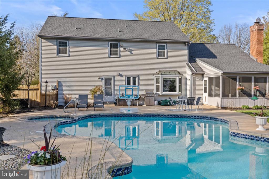 442 WETHERBURN DRIVE